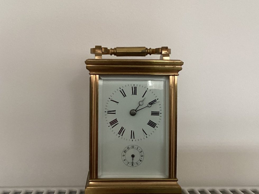 How Can You Fix a Broken Clock Spring? - A Reputable Clockmaker for ...